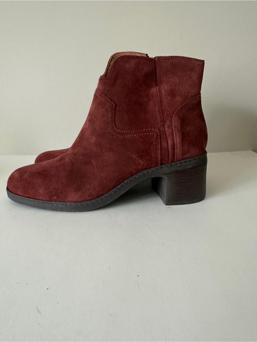 NEW Jambu Vanda Water-Resistant Burgundy Suede Women's Ankle Booties, Sz 9.5M